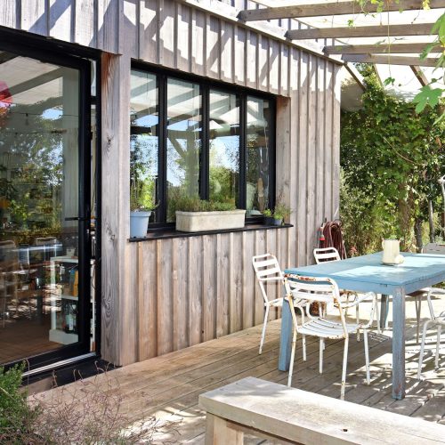 Maison Bois à Plonéour-Lanvern : quand chaque choix limite l’impact sur l’environnement
