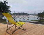 Terrasse en douglas et garde-corps en verre